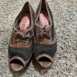 Vintage free people peep tow platform wedge mesh sandals